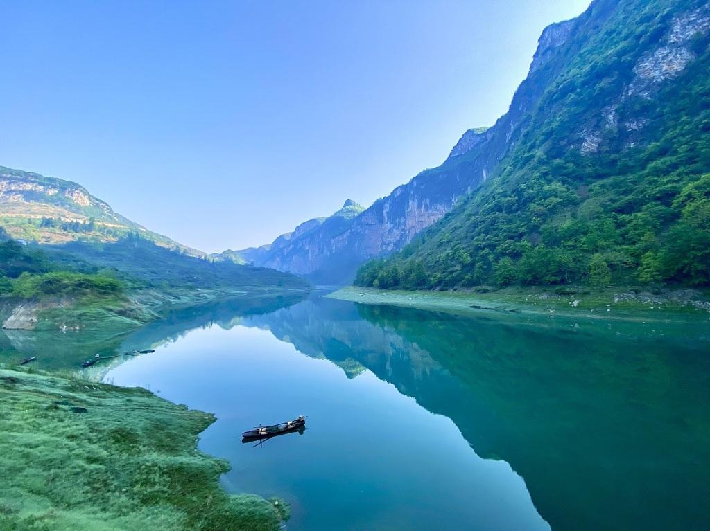 贵州:碧水清流托起小康梦